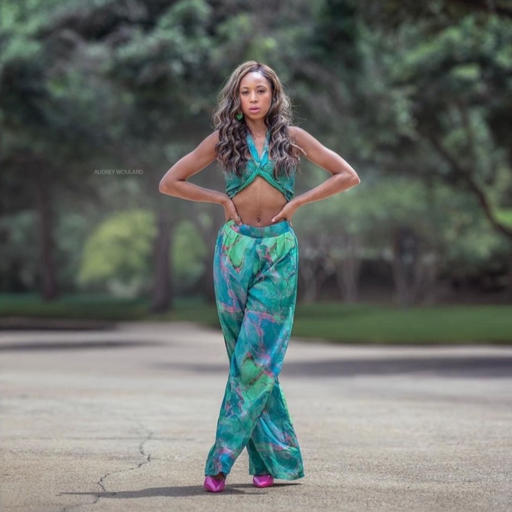 Akira | Green Pant/ Halter Set | Small